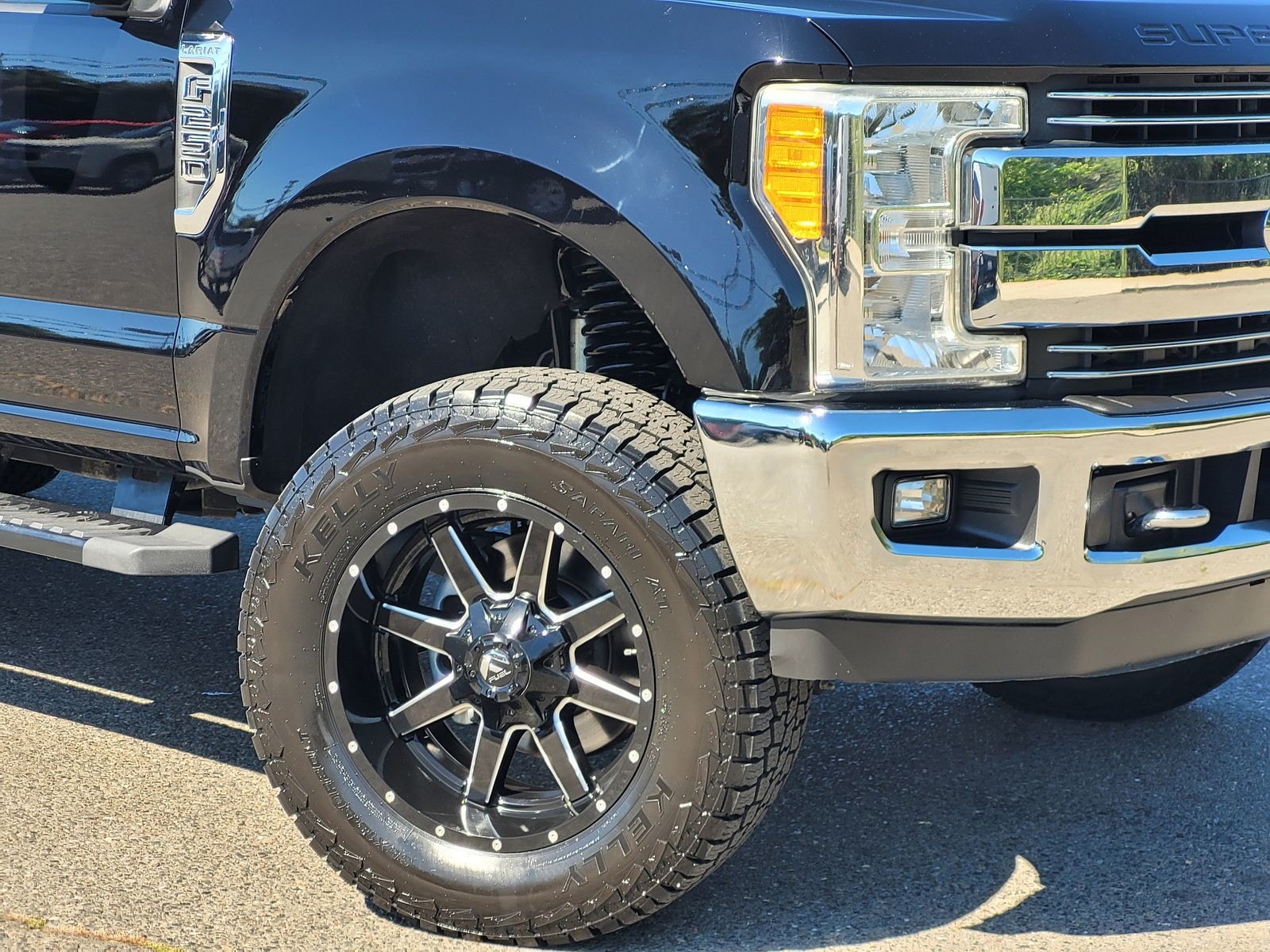 2017 Ford F-250 Lariat photo 5