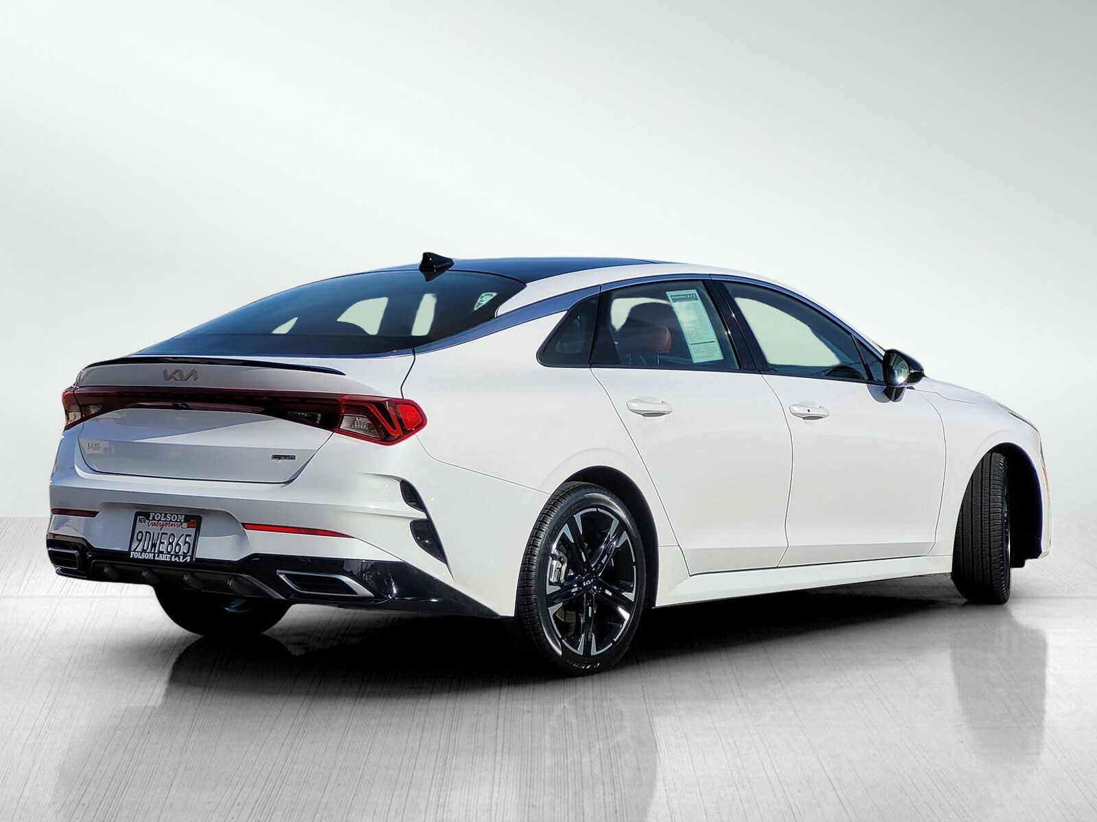 2023 Kia K5 GT-Line photo 4