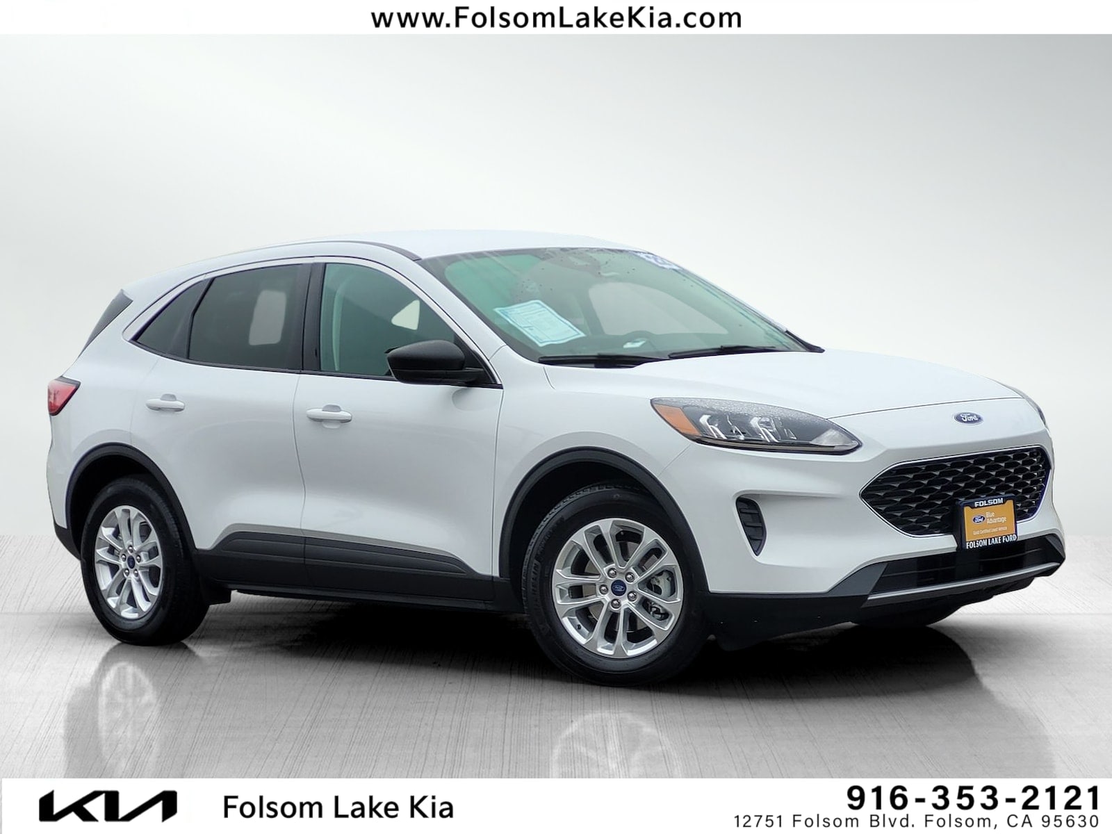 2022 Ford Escape SE's photo