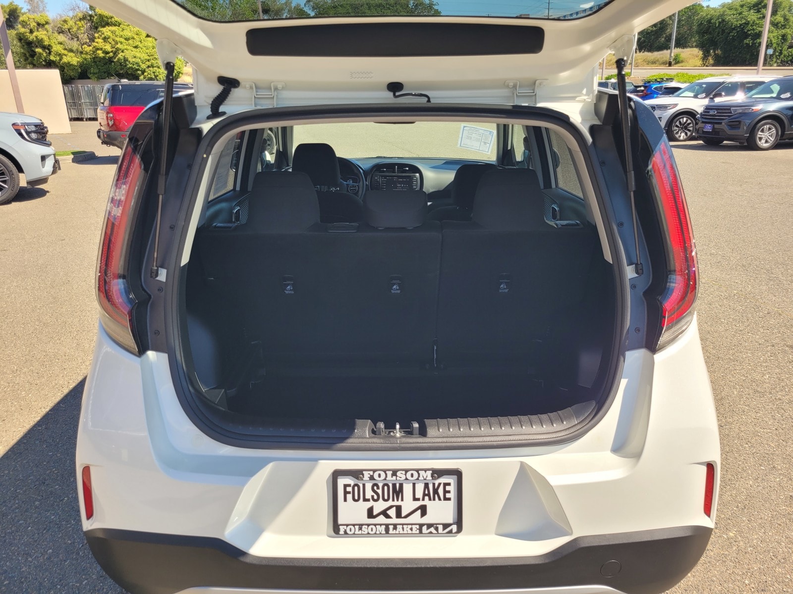 2025 Kia Soul photo 3