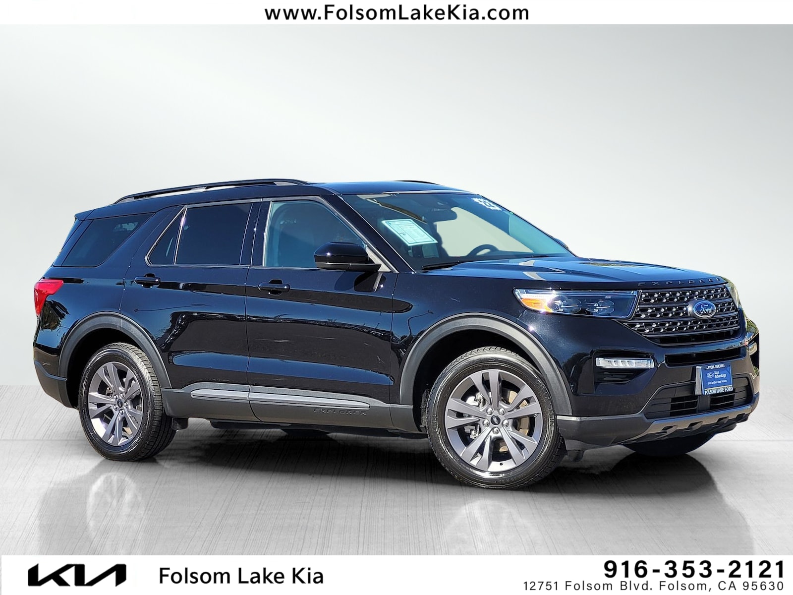 2022 Ford Explorer XLT's photo