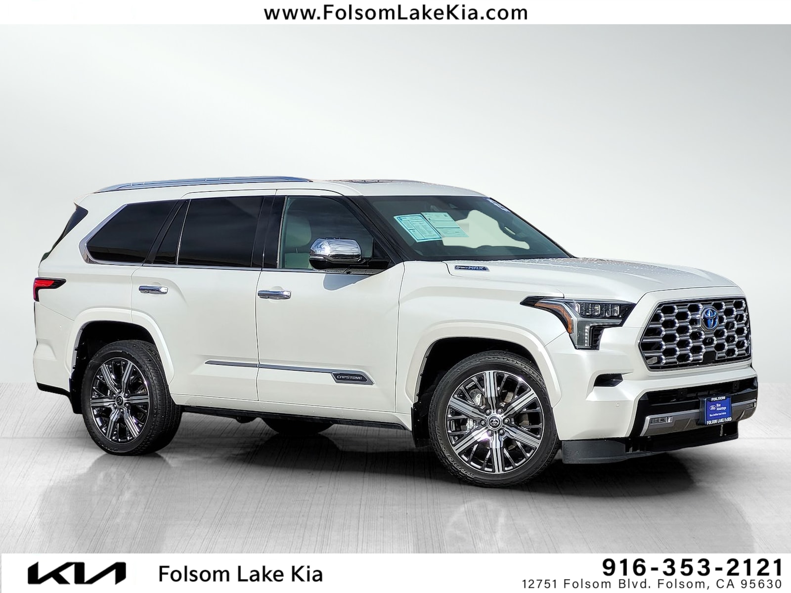 2023 Toyota Sequoia Capstone's photo