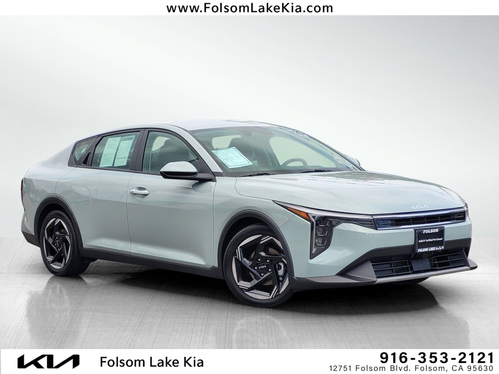 2025 Kia K4 EX AT's photo