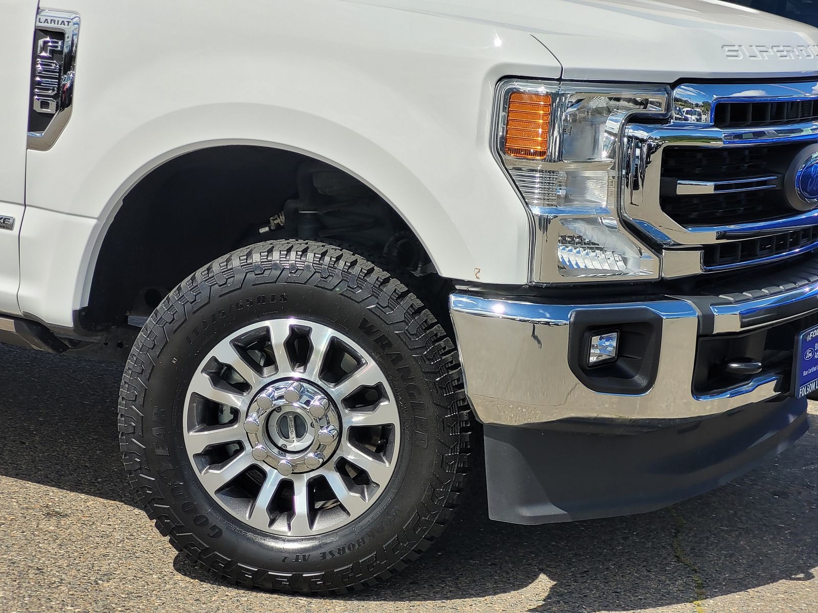 2022 Ford F-250 LARIAT photo 5