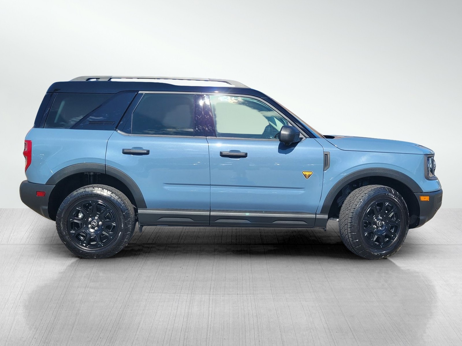 2025 Ford Bronco Sport Badlands photo 2