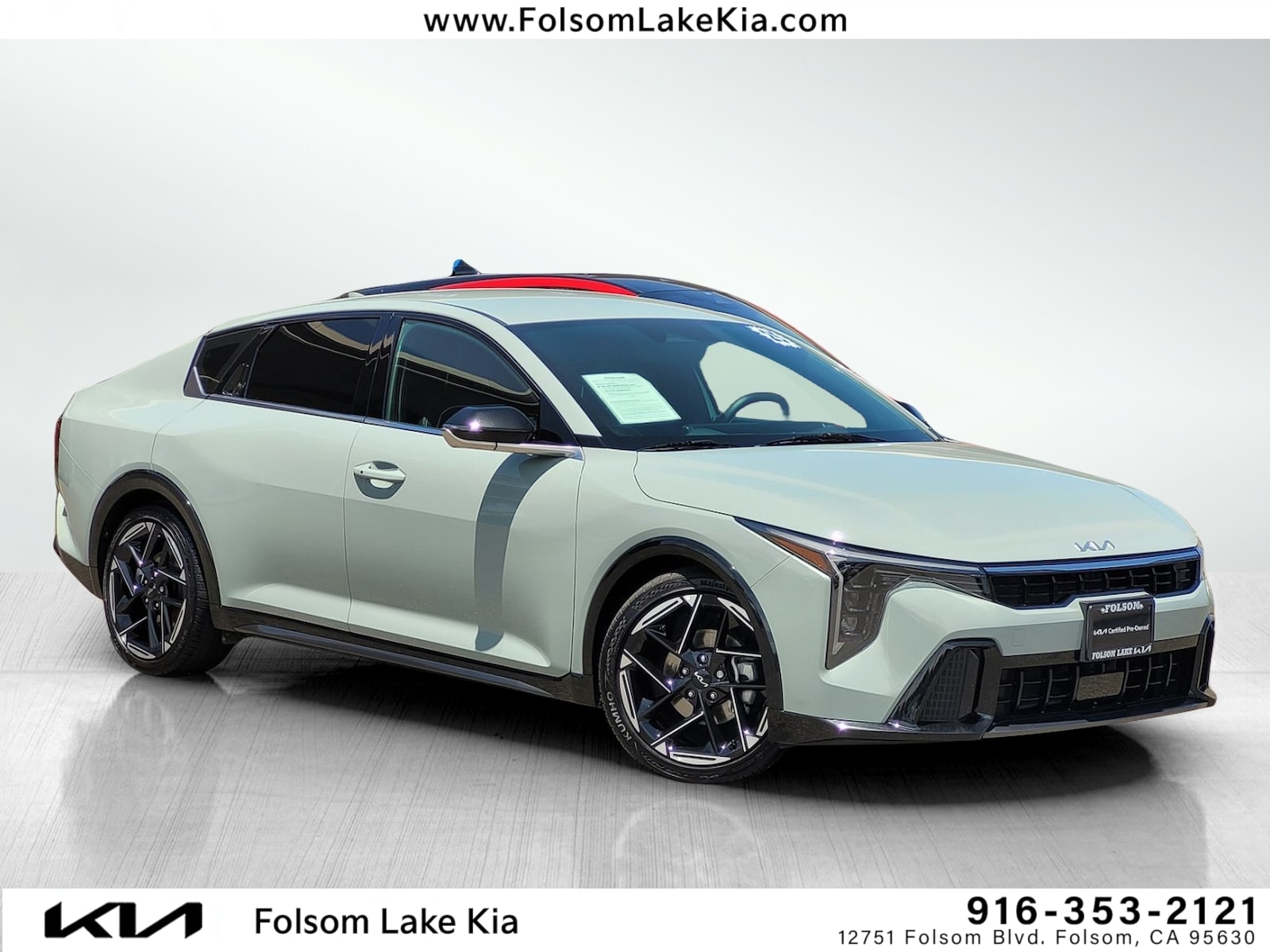 2025 Kia K4 GT-Line AT's photo