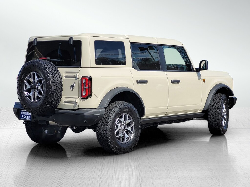 Used 2025 Ford Bronco Badlands SUV