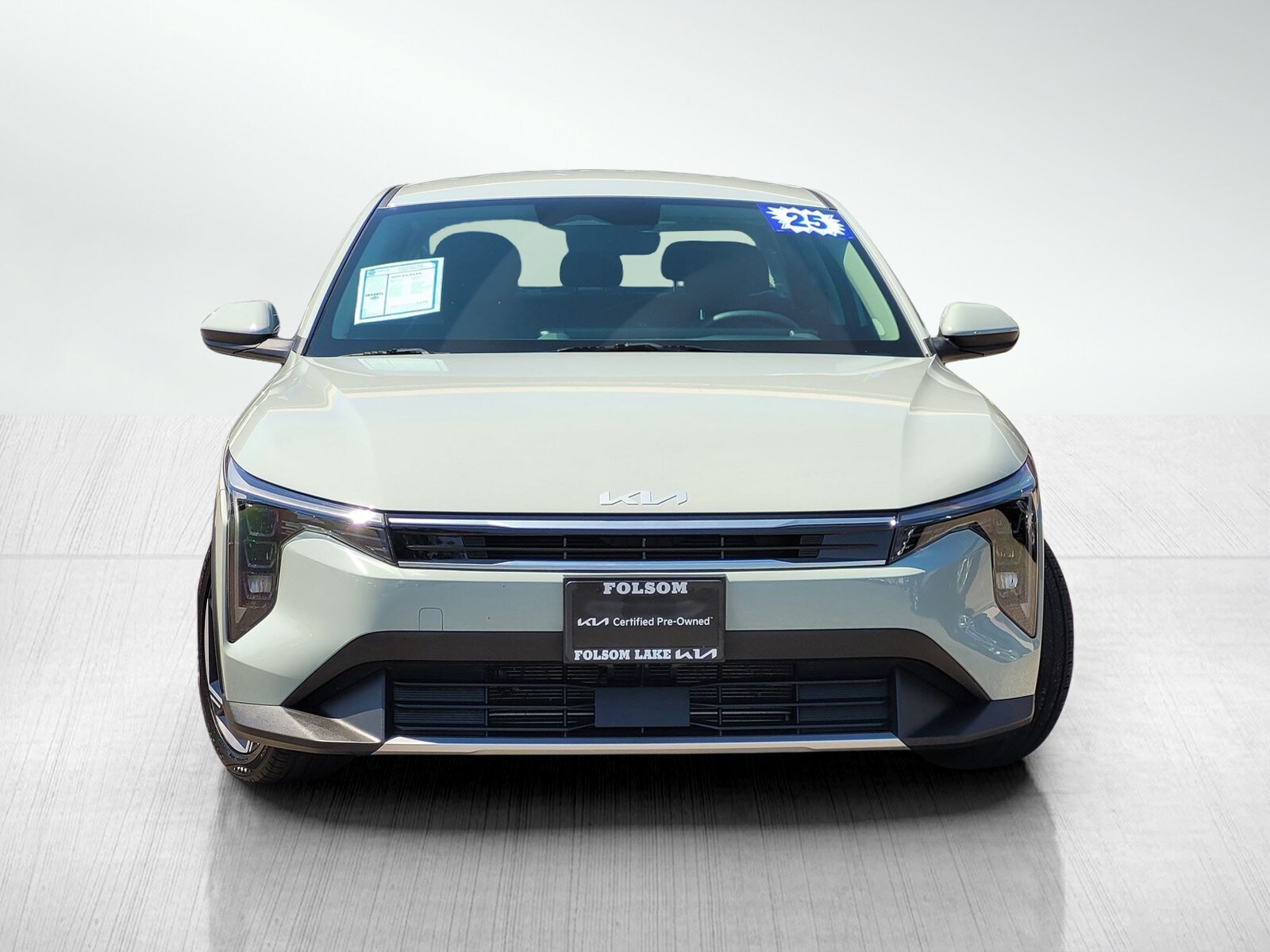 2025 Kia K4 EX photo 2