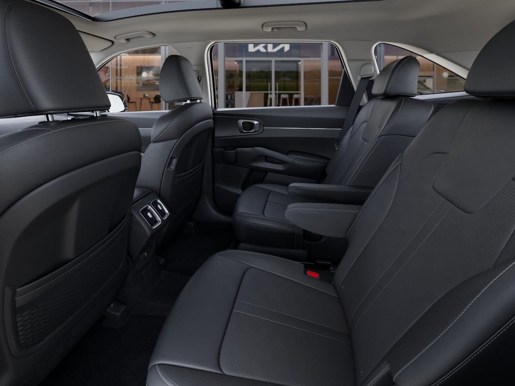 2025 Kia Sorento EX - Photo 18