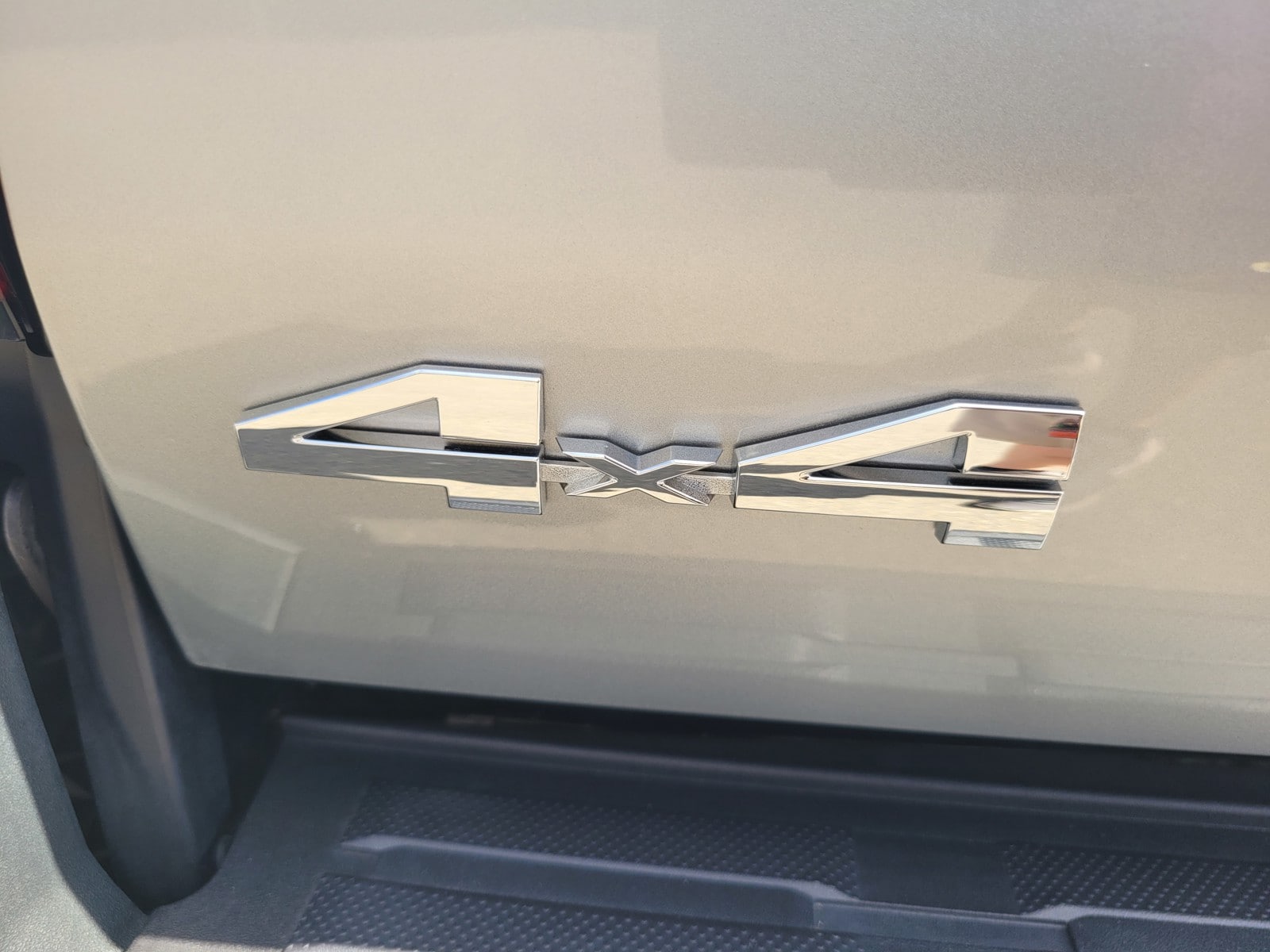 2024 Toyota Tacoma SR5 photo 6