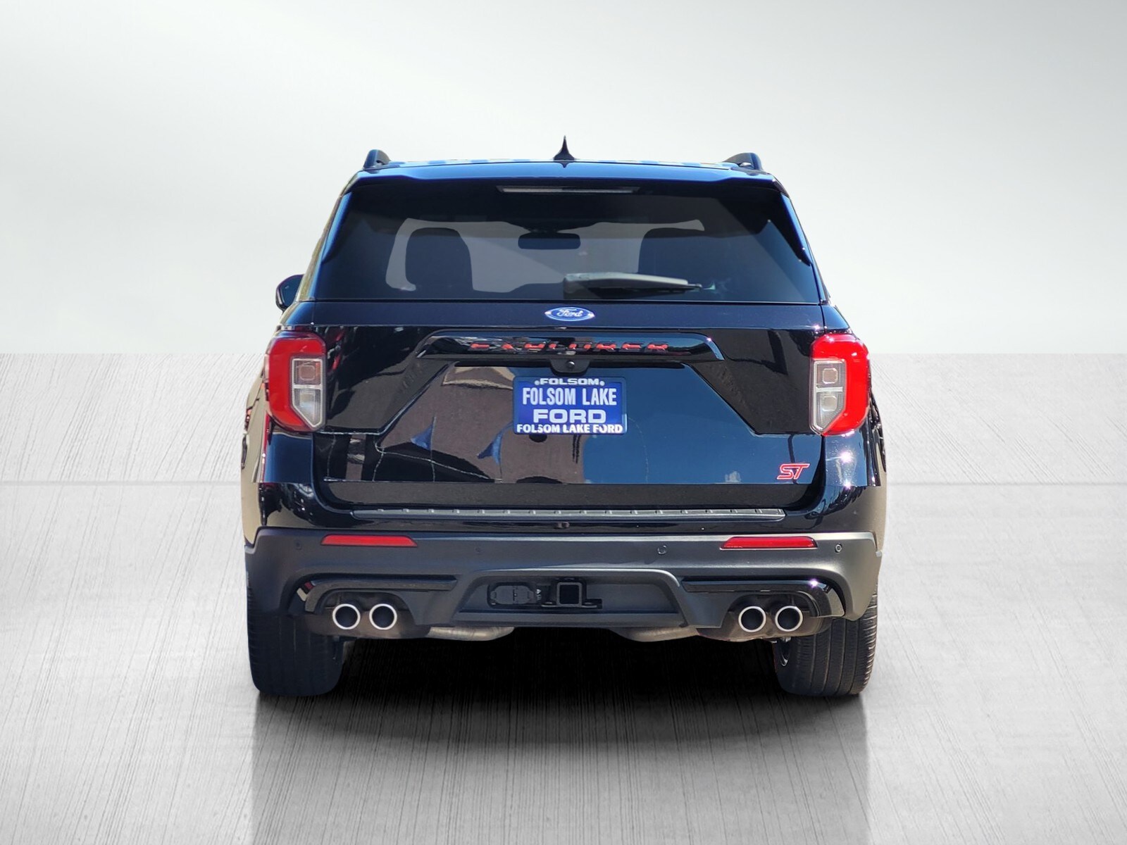 2023 Ford Explorer ST photo 4