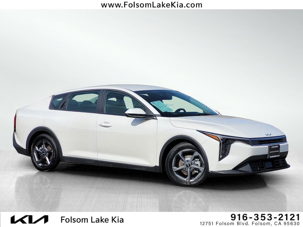 Certified 2025 Kia K4 LXS Sedan