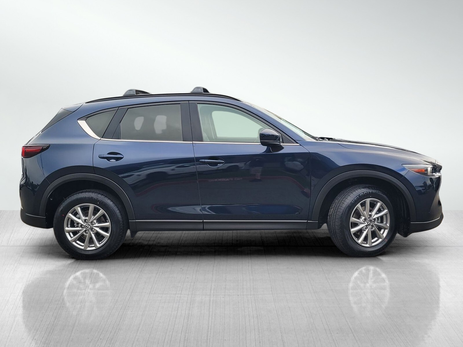 2022 Mazda CX-5 2.5 S Preferred photo 3