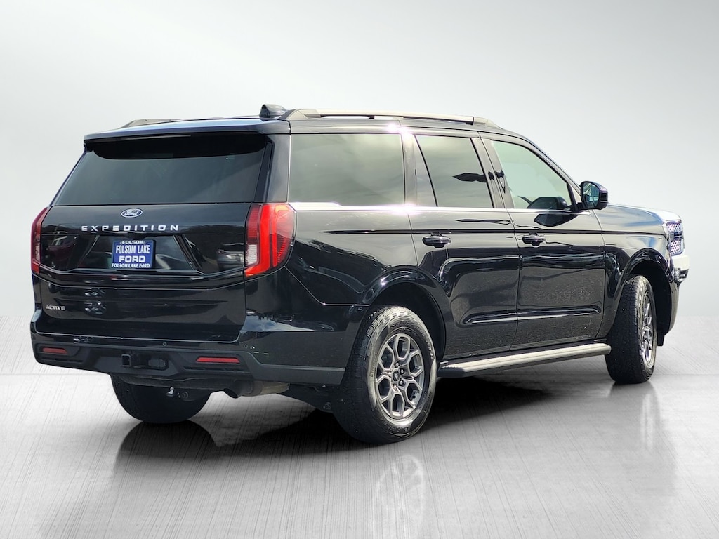 Used 2025 Ford Expedition Active SUV
