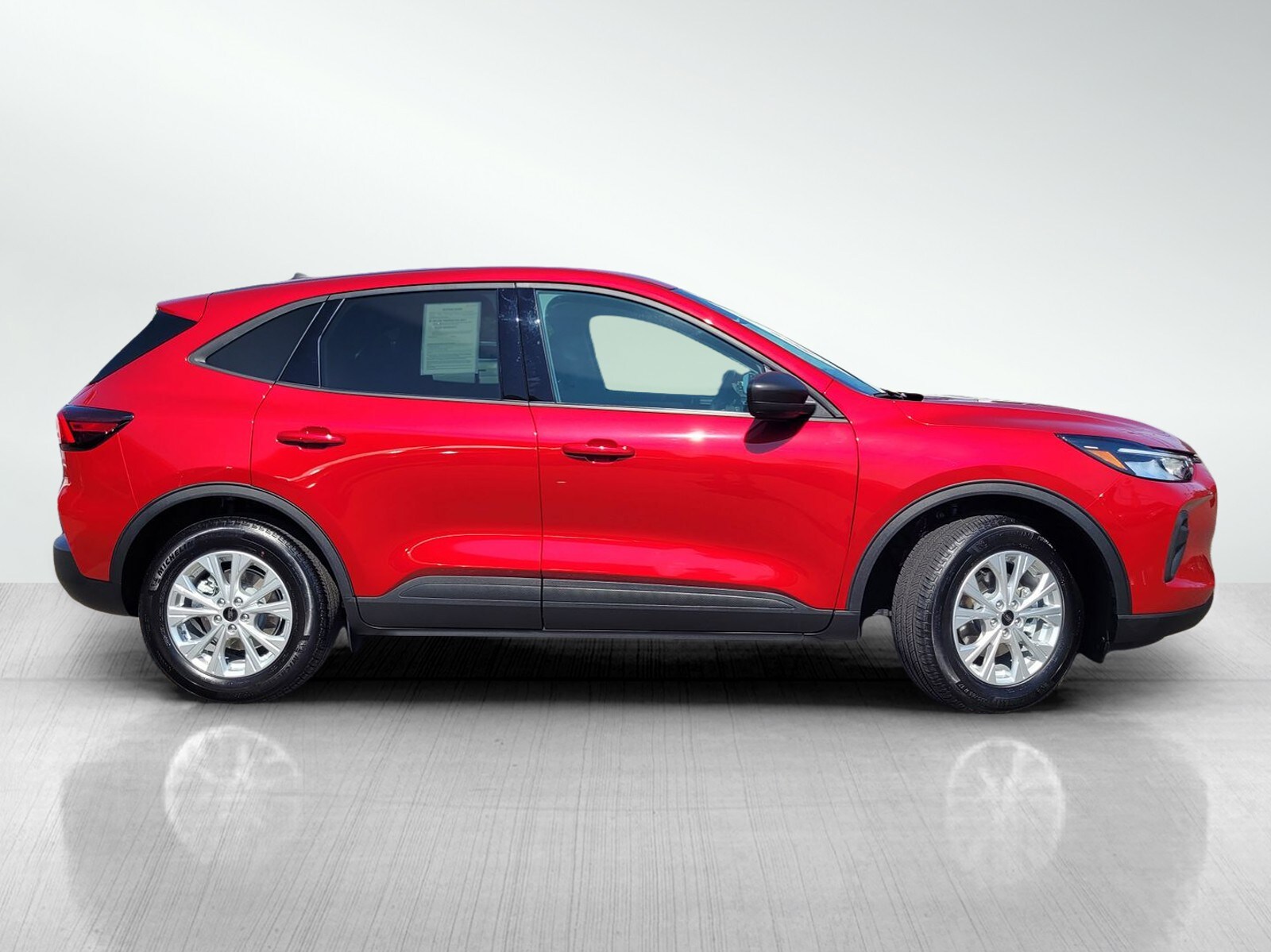 2025 Ford Escape Active photo 2