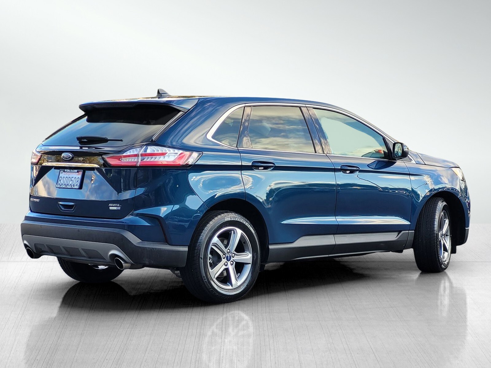 2020 Ford Edge SEL photo 4