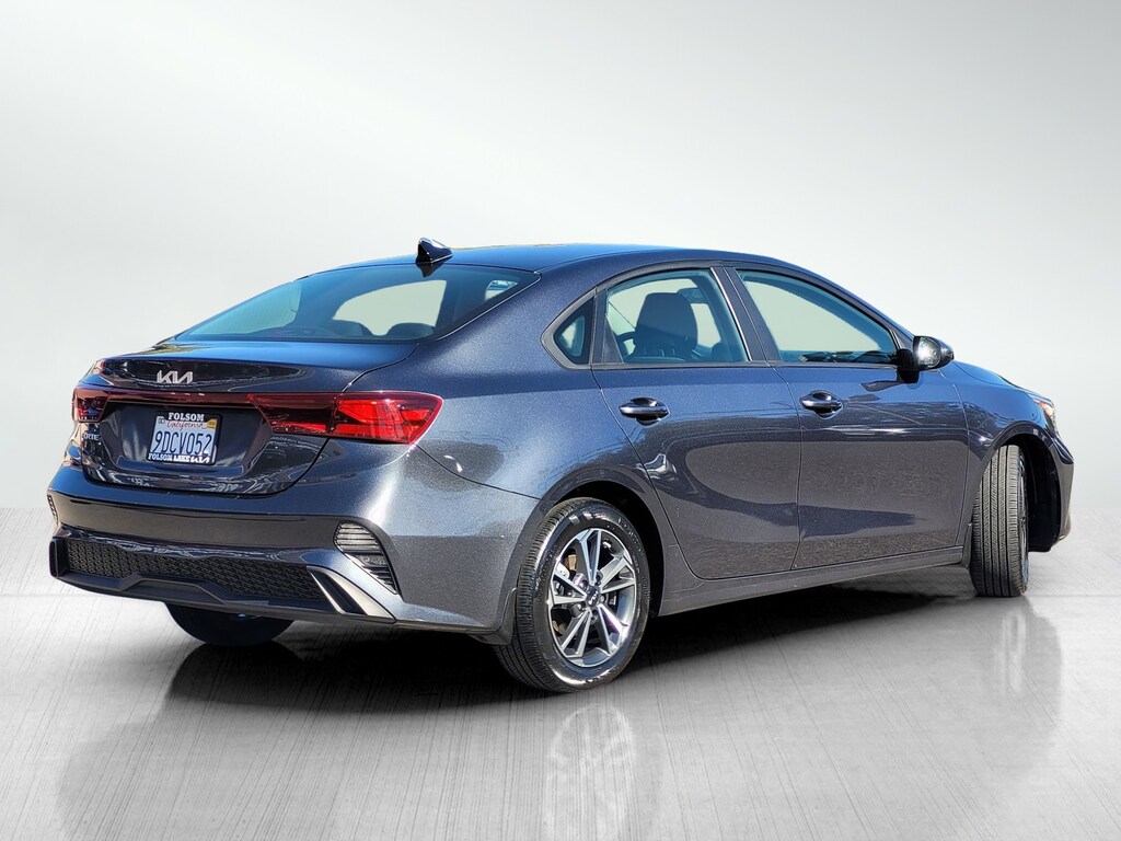 Certified 2023 Kia Forte LXS LXS IVT