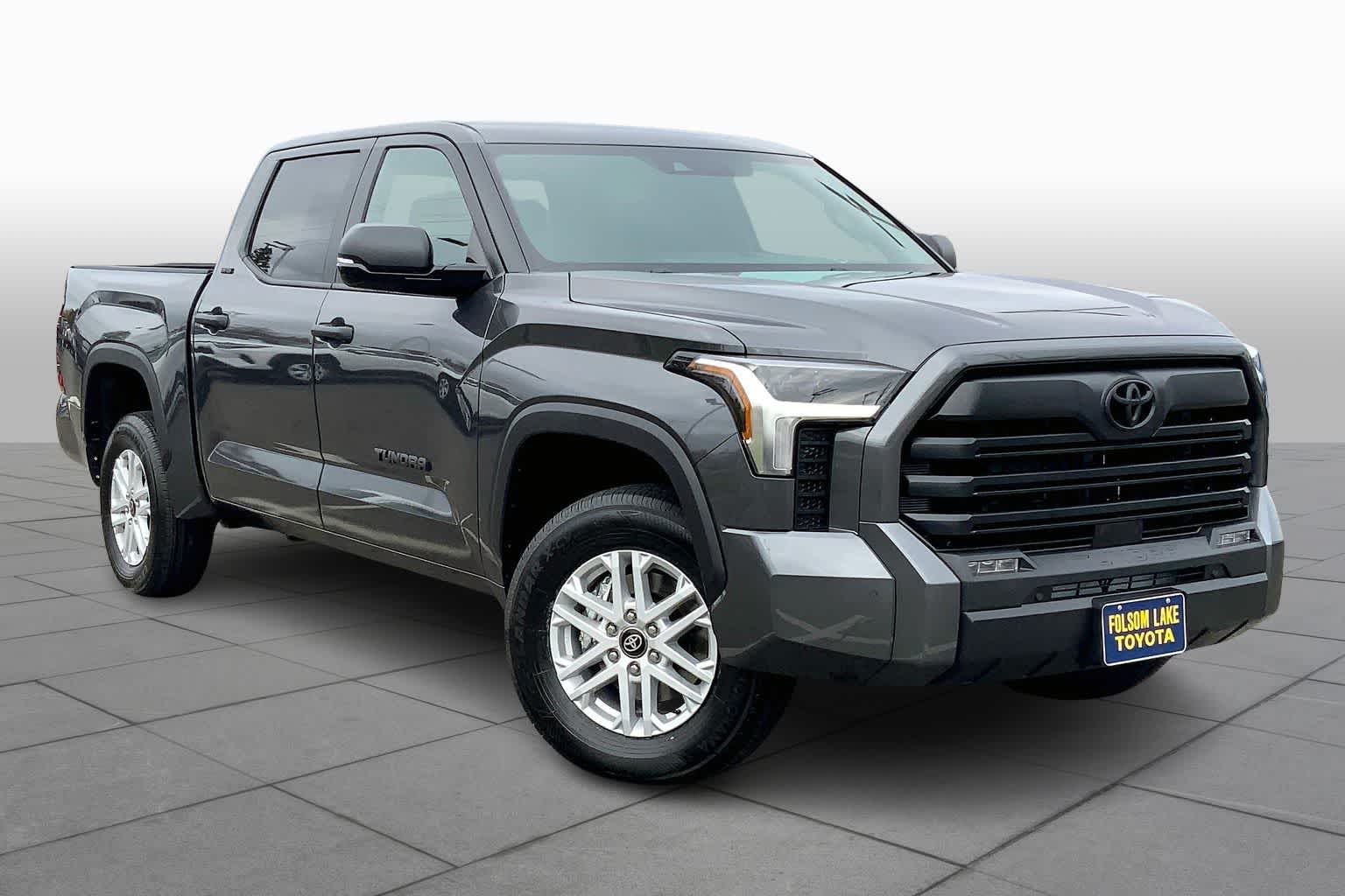 2026 Toyota Tundra SR5 CrewMax photo 2