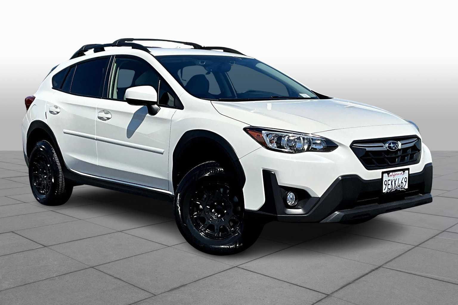 2023 Subaru Crosstrek Premium photo 2