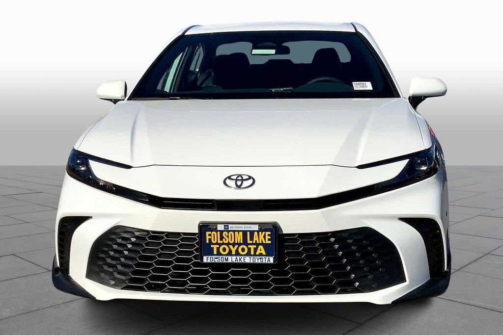 New 2026 Toyota Camry SE Sedan