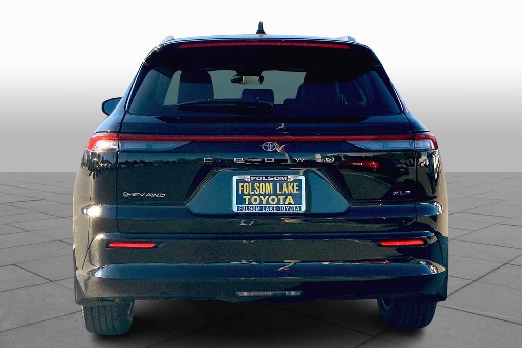 New 2025 Toyota Crown Signia XLE SUV