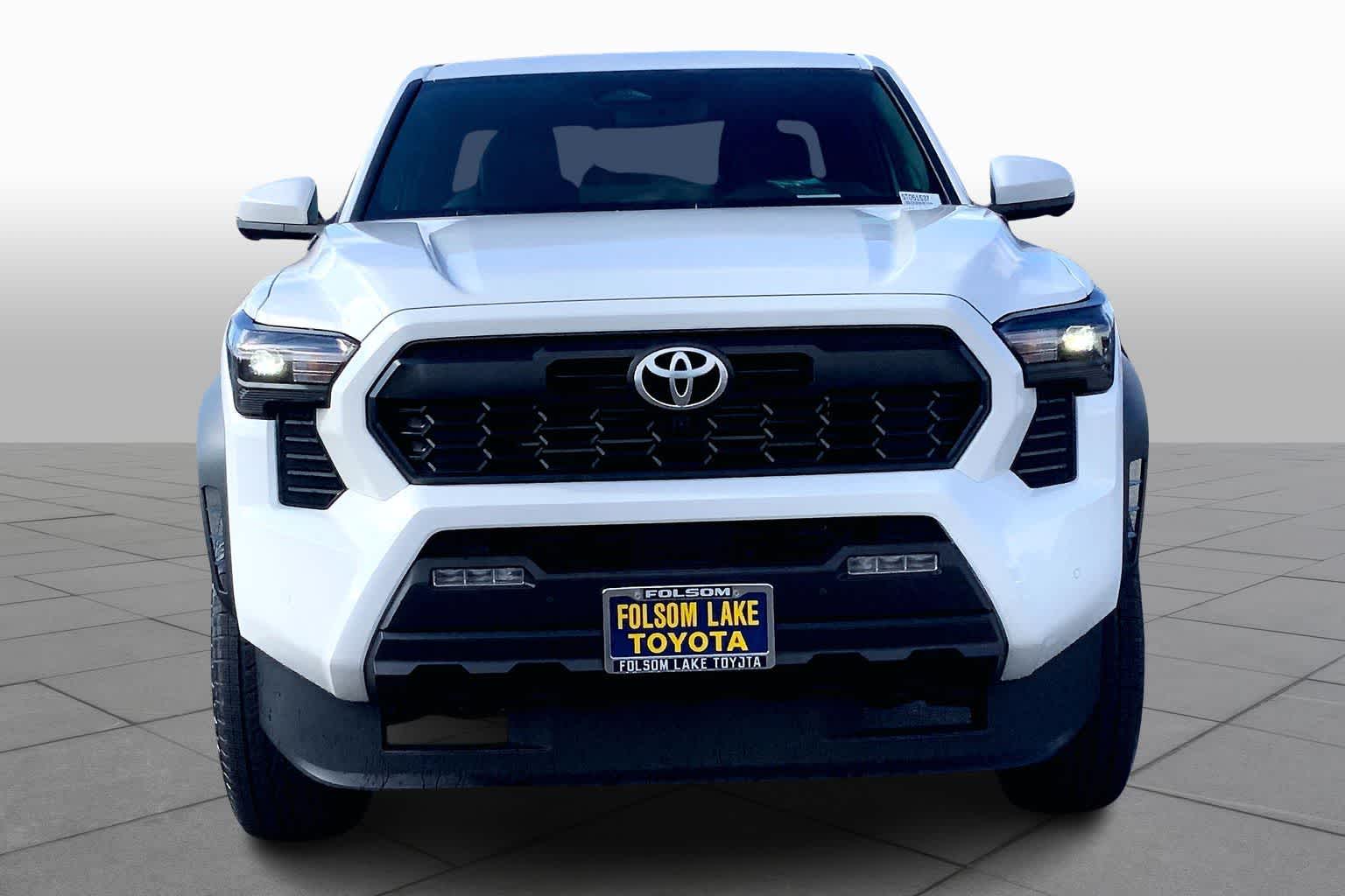 2025 Toyota Tacoma TRD photo 3