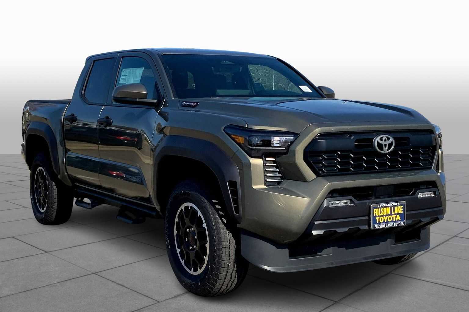 2025 Toyota Tacoma TRD photo 2