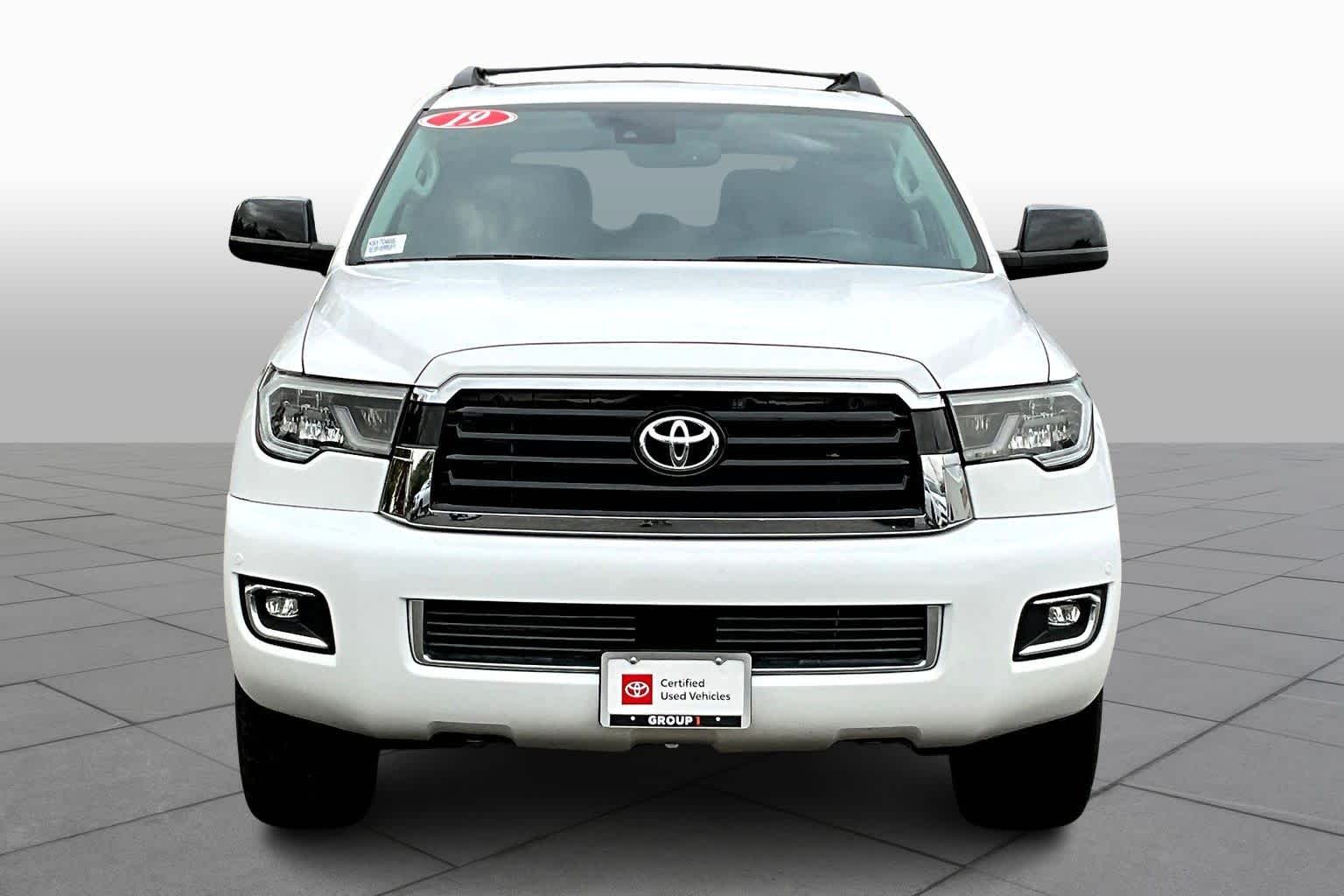 2019 Toyota Sequoia TRD Sport photo 3