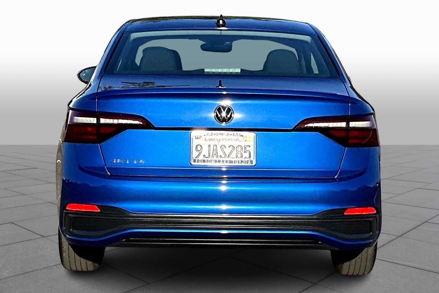 2023 Volkswagen Jetta S photo 4