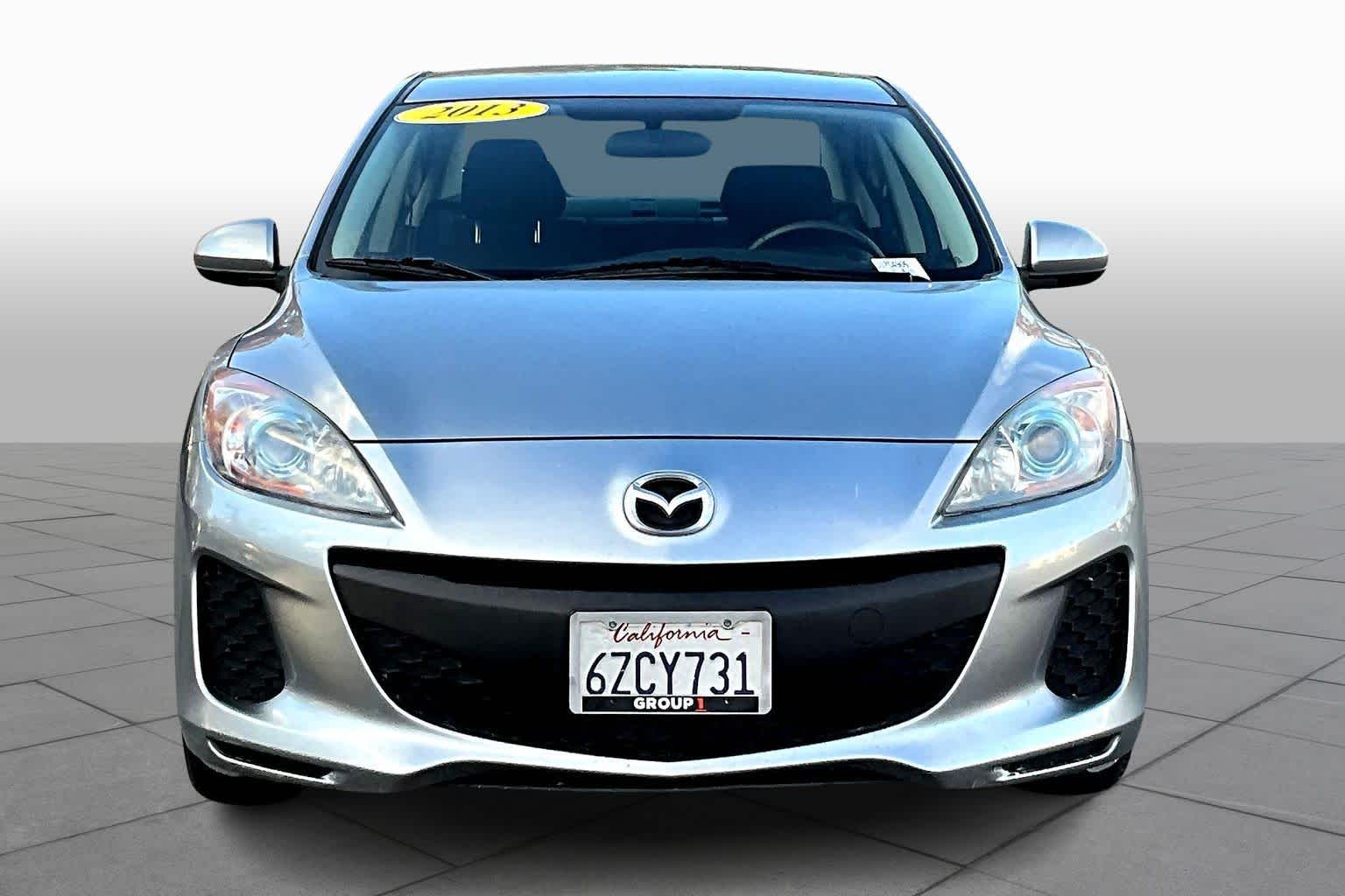 2013 Mazda Mazda3 Touring photo 3