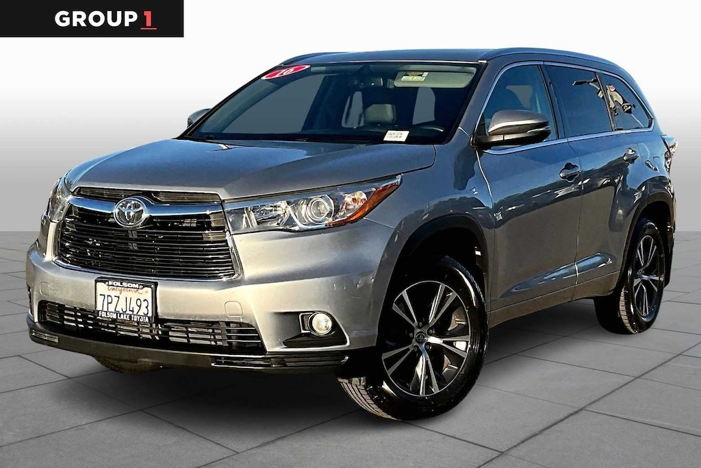 Used 2016 Toyota Highlander XLE AWD  V6