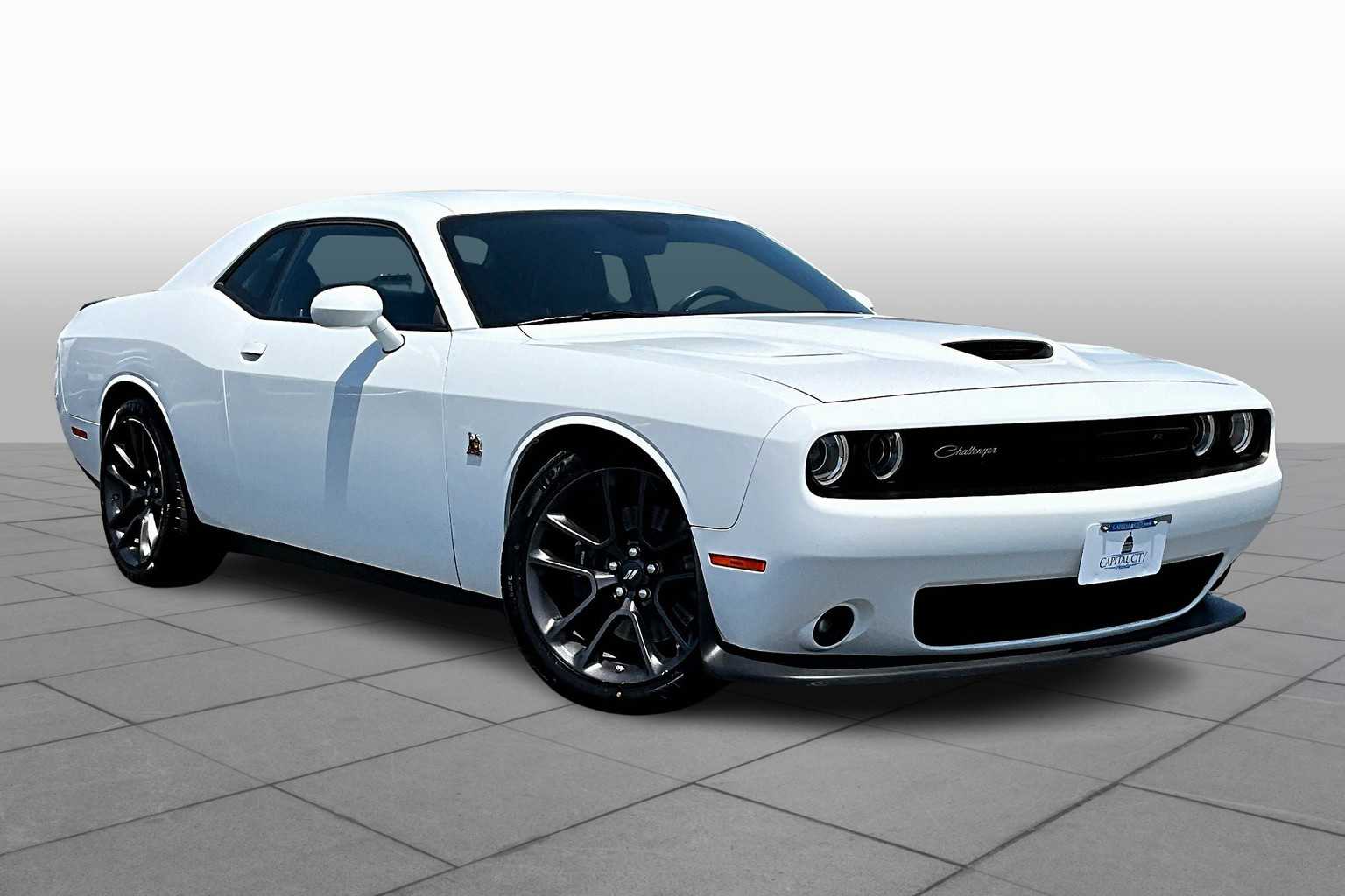 2021 Dodge Challenger R/T Scat Pack photo 2