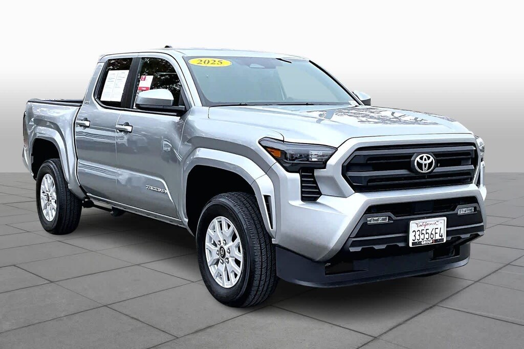 Used 2025 Toyota Tacoma SR5 Double Cab 5 Bed AT (Natl) Double Cab 5 Bed AT (Natl)