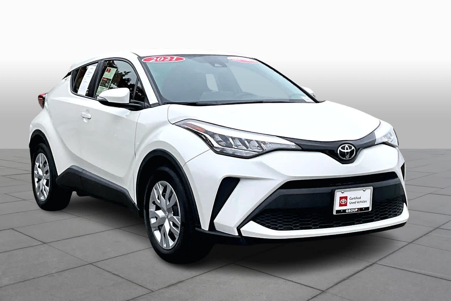 2021 Toyota C-HR LE photo 2