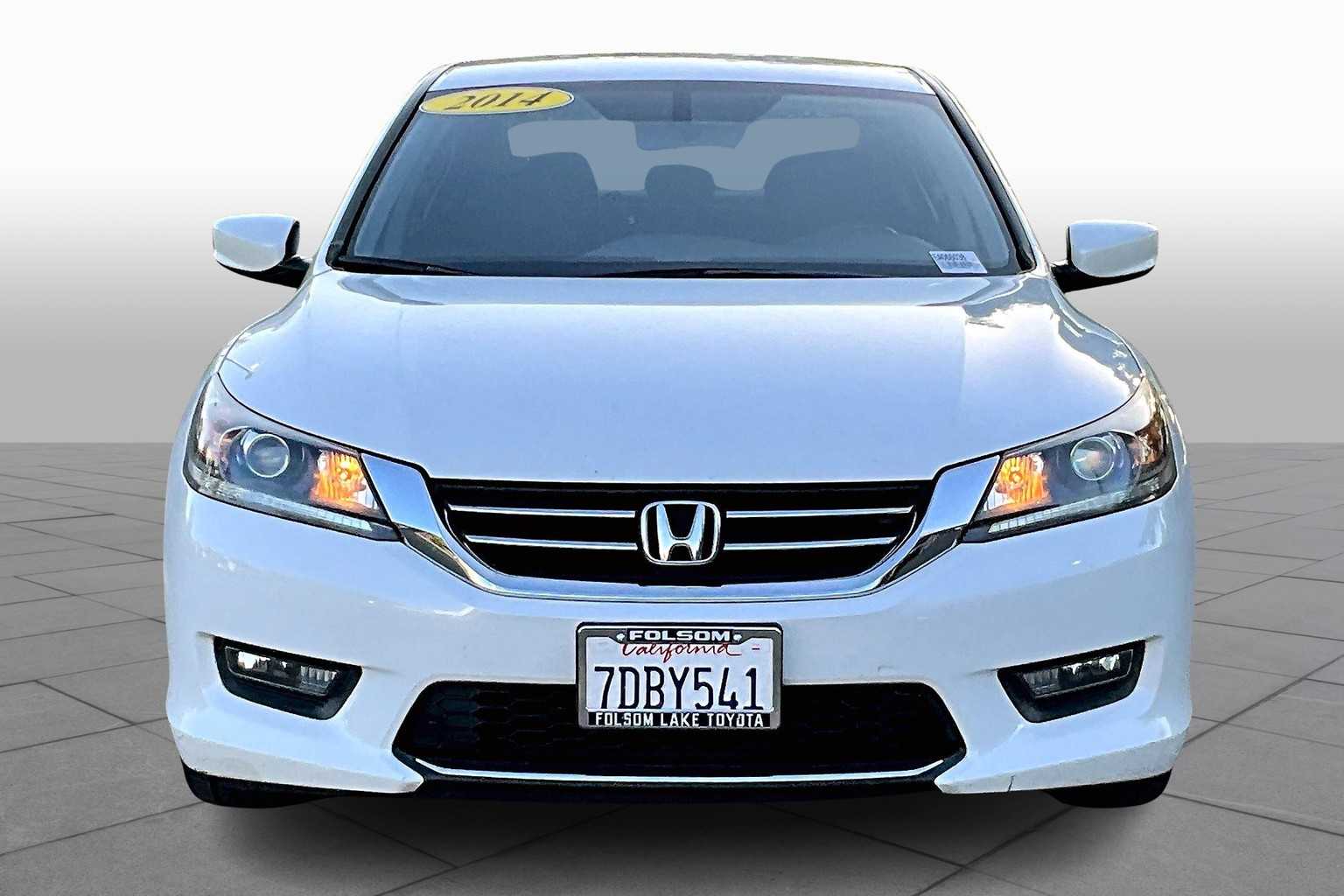 2014 Honda Accord Sport photo 3