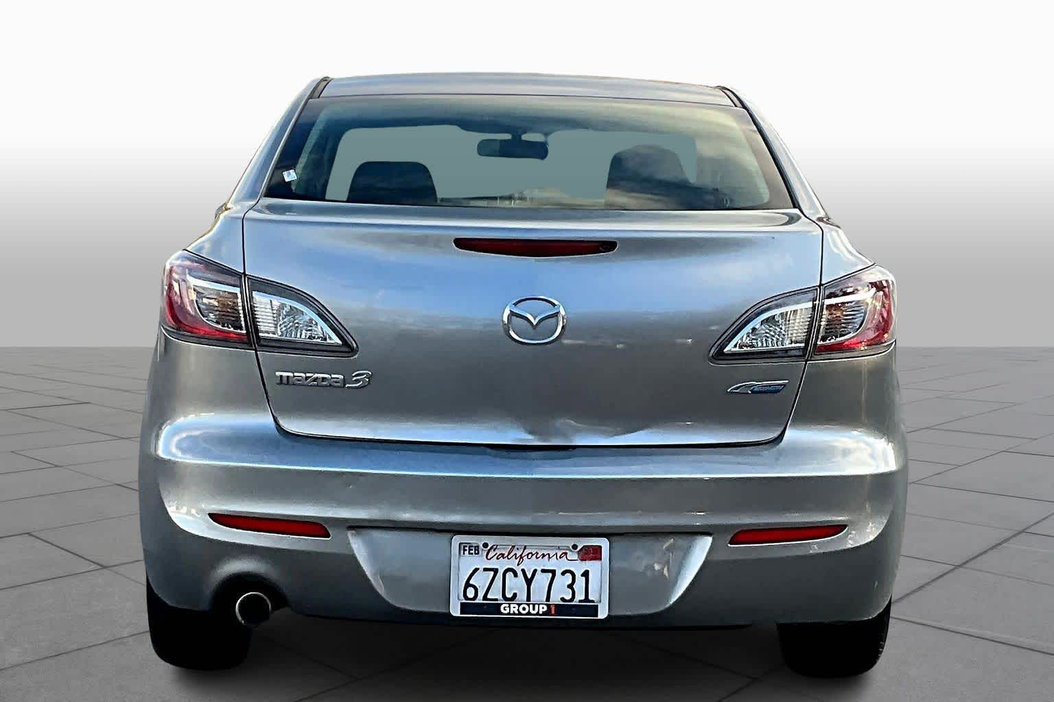 2013 Mazda Mazda3 Touring photo 4