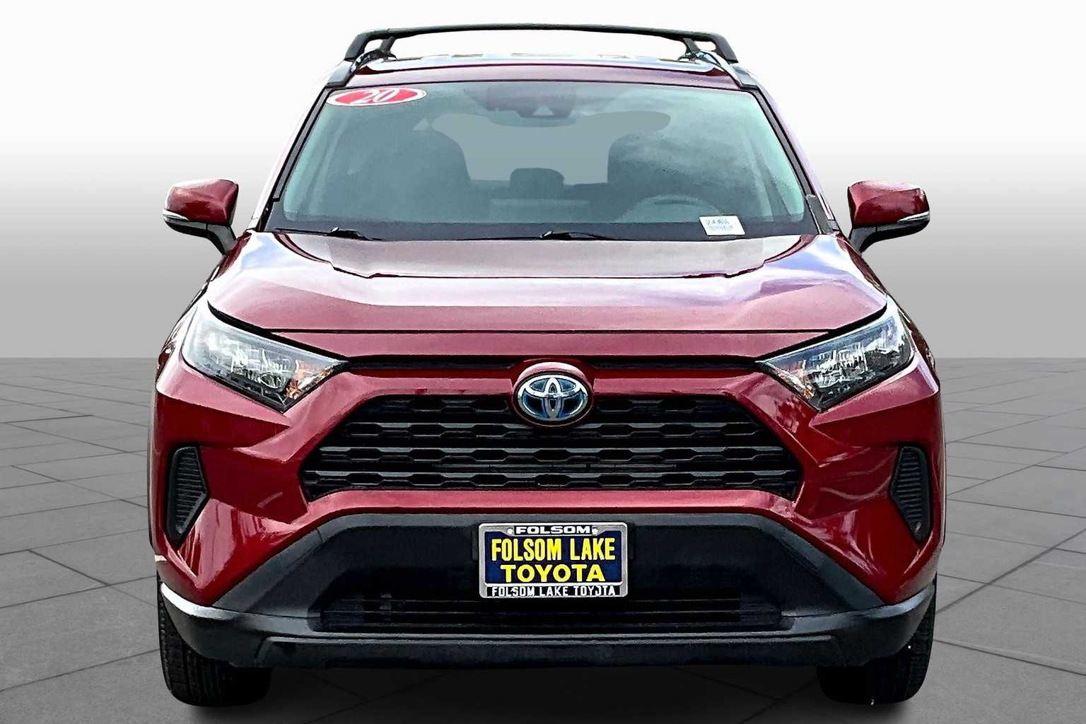 2020 Toyota RAV4 Hybrid LE photo 3