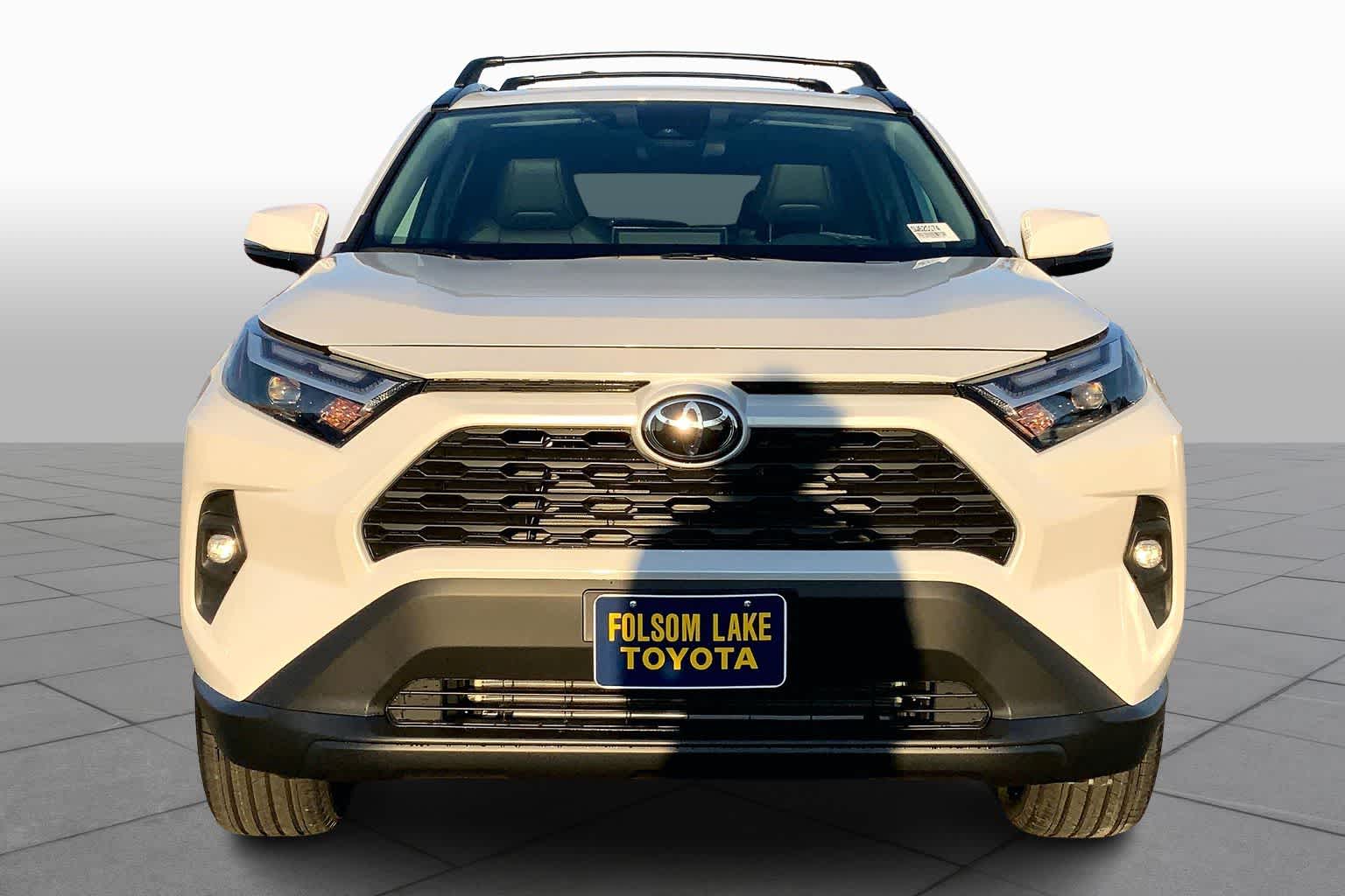 2025 Toyota RAV4 XLE Premium photo 3