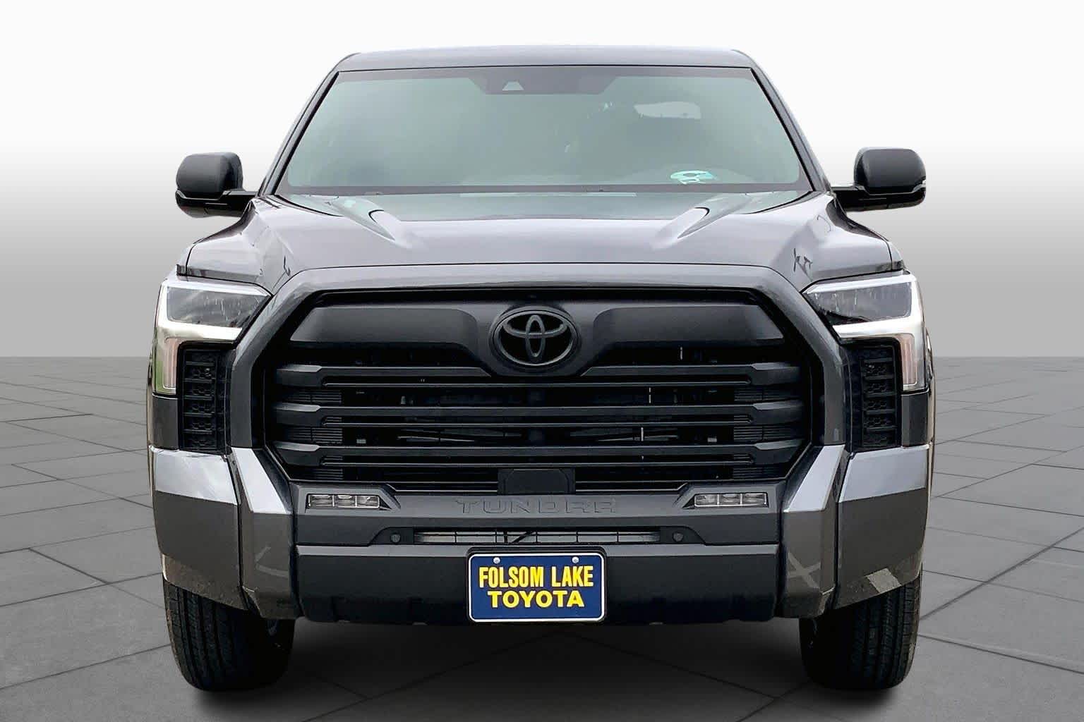 2026 Toyota Tundra SR5 CrewMax photo 3