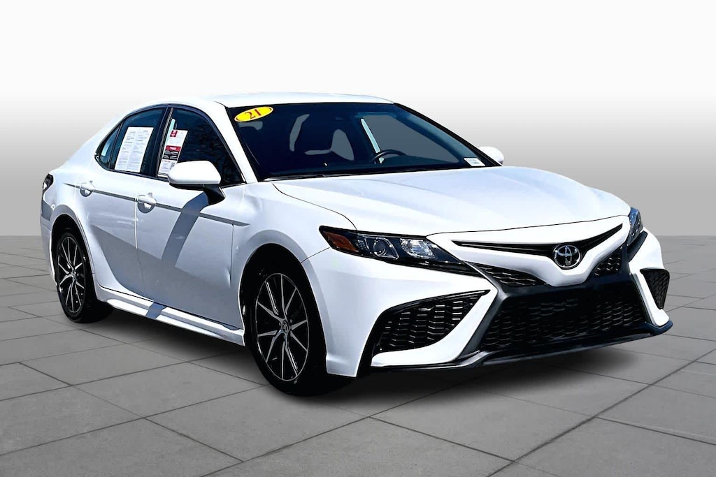 Certified 2021 Toyota Camry SE Auto (Natl)