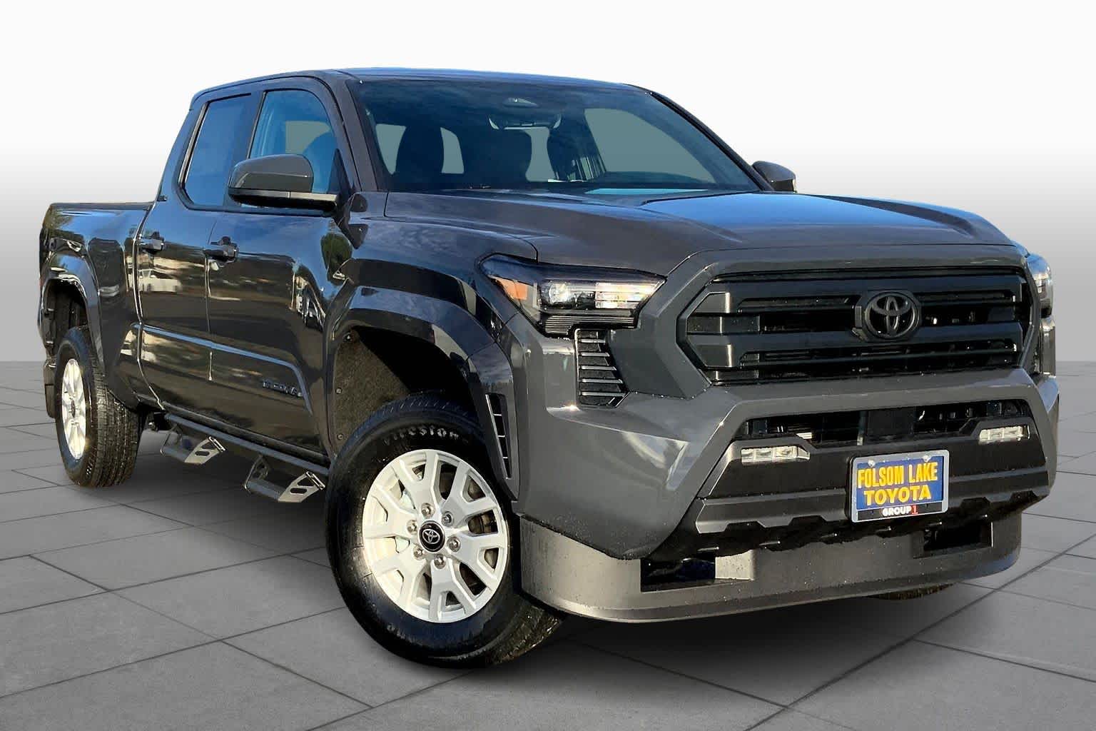2026 Toyota Tacoma SR5 photo 2