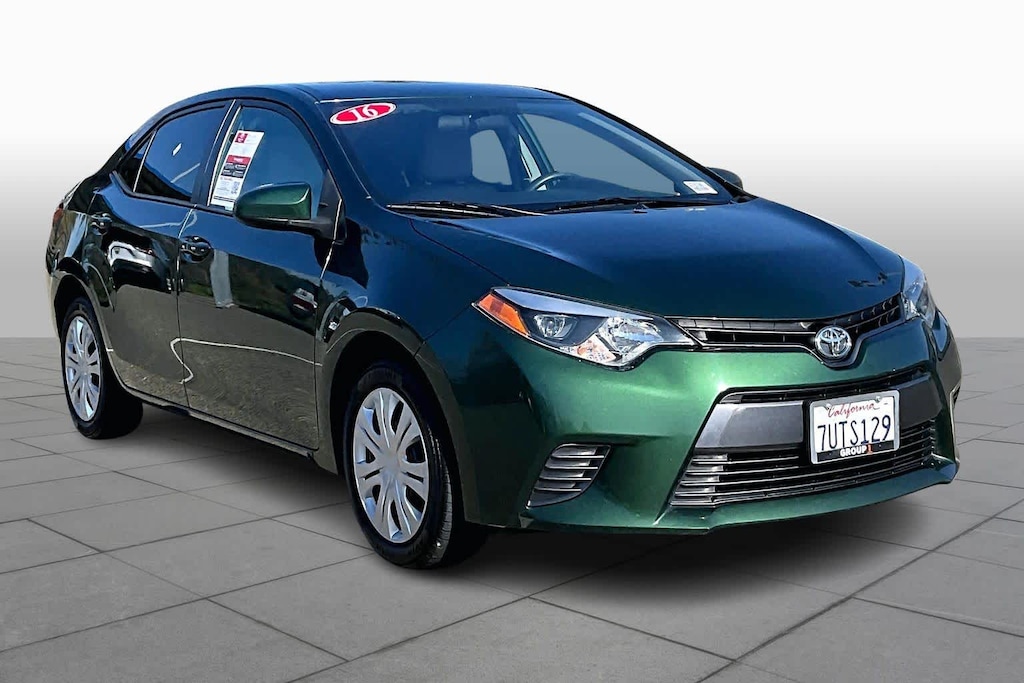 Used 2016 Toyota Corolla LE Sdn CVT