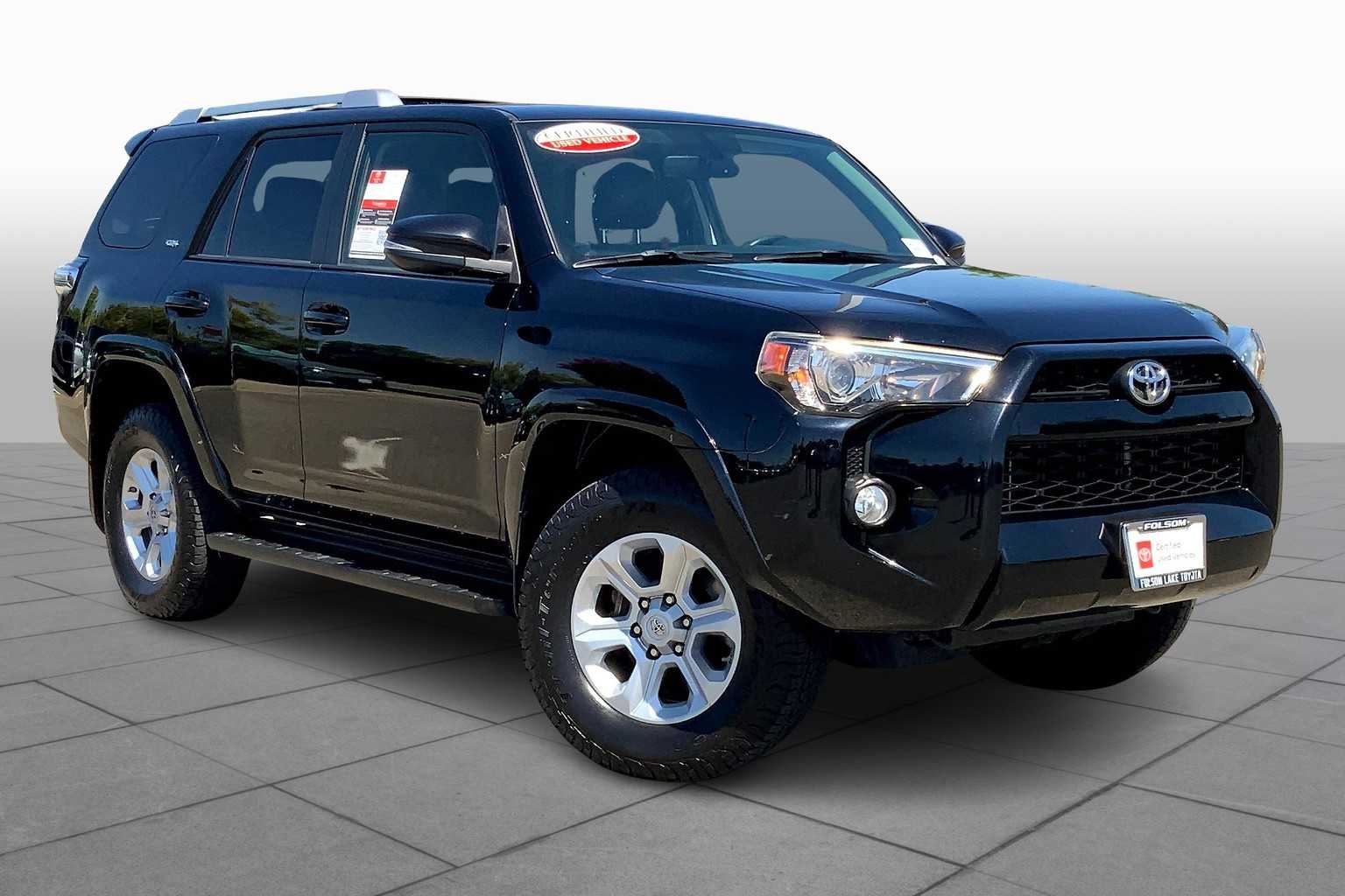 2017 Toyota 4Runner SR5 Premium photo 2