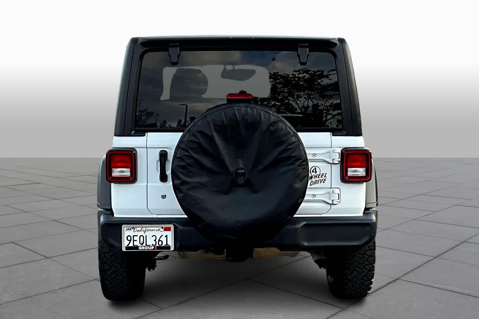 2021 Jeep Wrangler Willys Sport photo 4