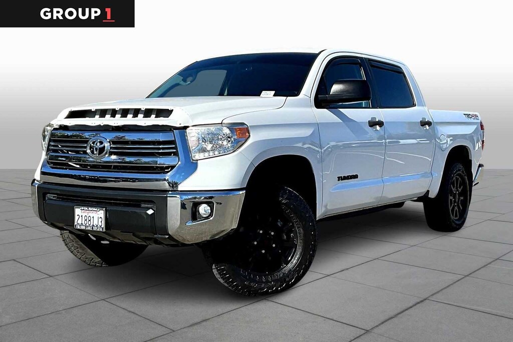 Used 2017 Toyota Tundra SR5 Crewmax 5.5 Bed 5.7L (Natl) CrewMax 5.5 Bed 5.7L (Natl)