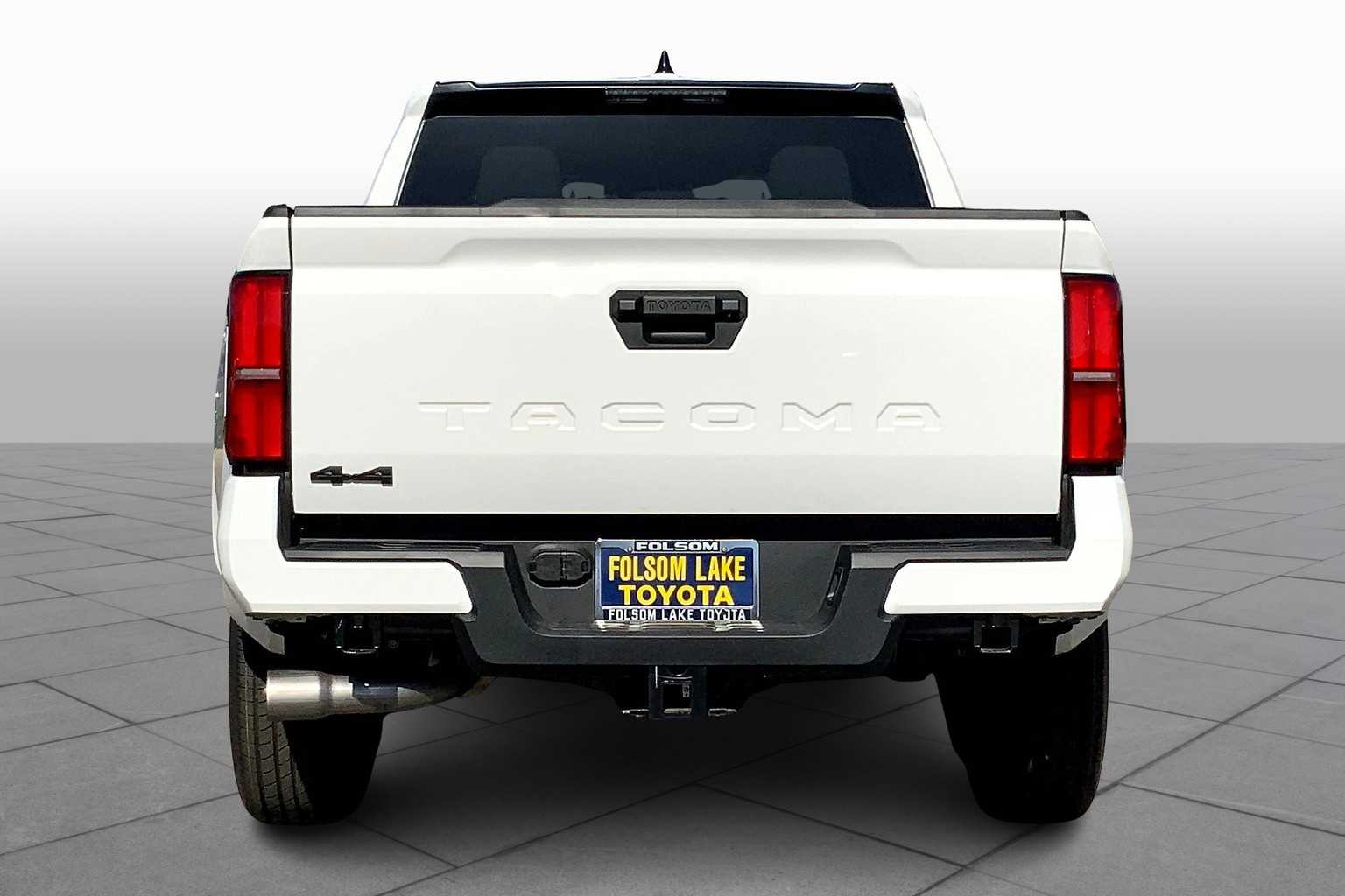 2025 Toyota Tacoma SR5 photo 4