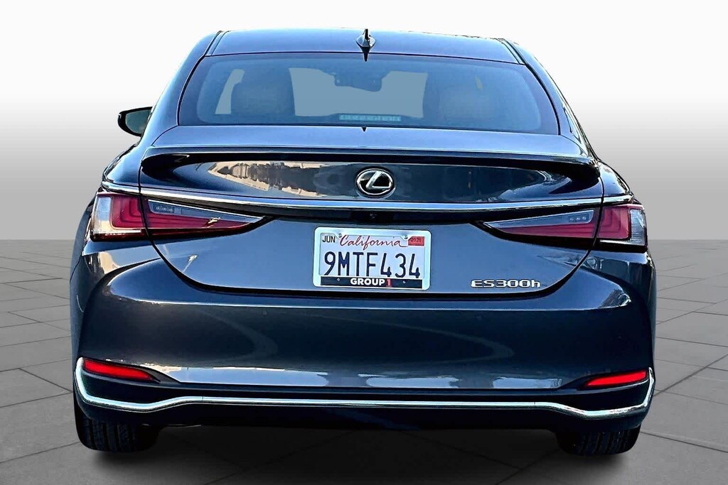 Used 2024 Lexus ES  FWD