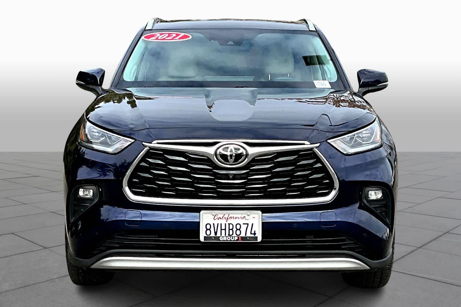 2021 Toyota Highlander Platinum SE photo 3