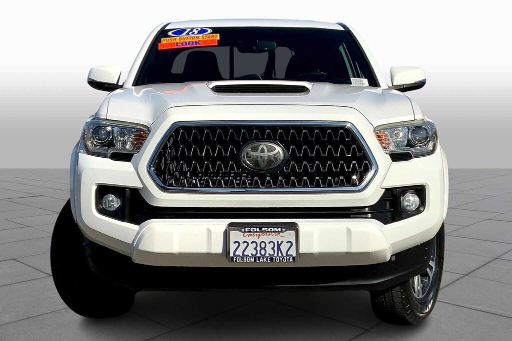 Used 2018 Toyota Tacoma TRD Sport Access Cab 6 Bed V6 4x2 AT (Natl) Access Cab 6 Bed V6 4x2 AT (Natl)