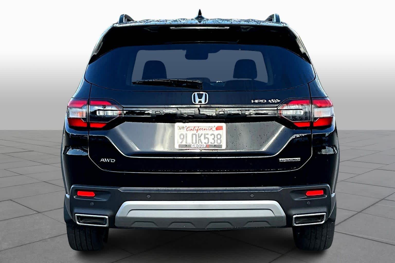 2024 Honda Pilot Touring photo 4